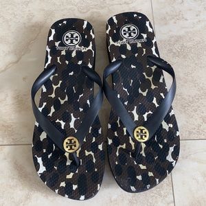 Tory Burch flip flop sandy . See pictures